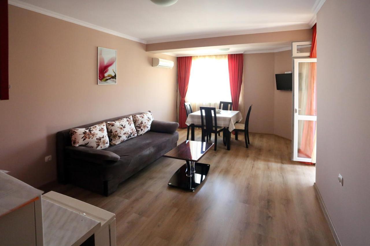 Apartments Dani Pomorie Ngoại thất bức ảnh